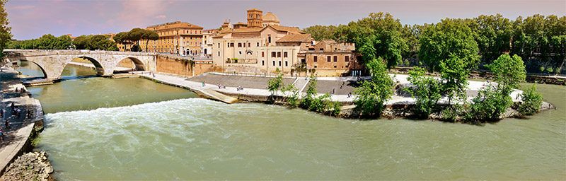 Fiume Tevere Isola Tiberina Roma